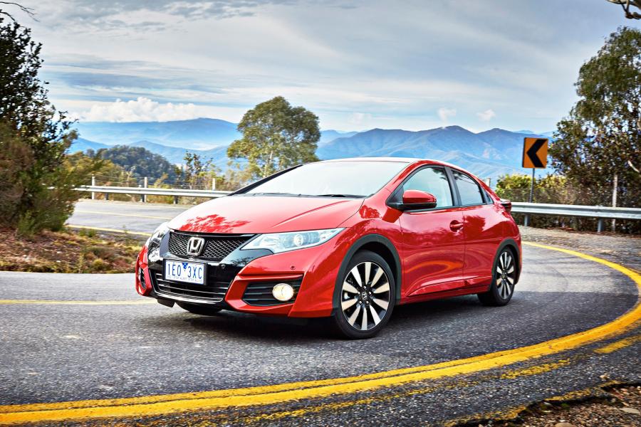  Honda Civic Hatchback 2015 года  (AU) (фото 4 из 15)